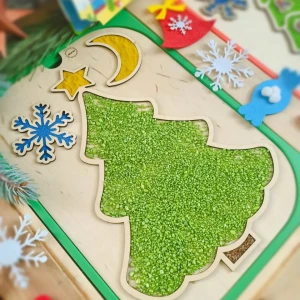 Choinka. Drewniana wysypywanka sensoryczna. Wkładka do stolika Ikea Flisat.