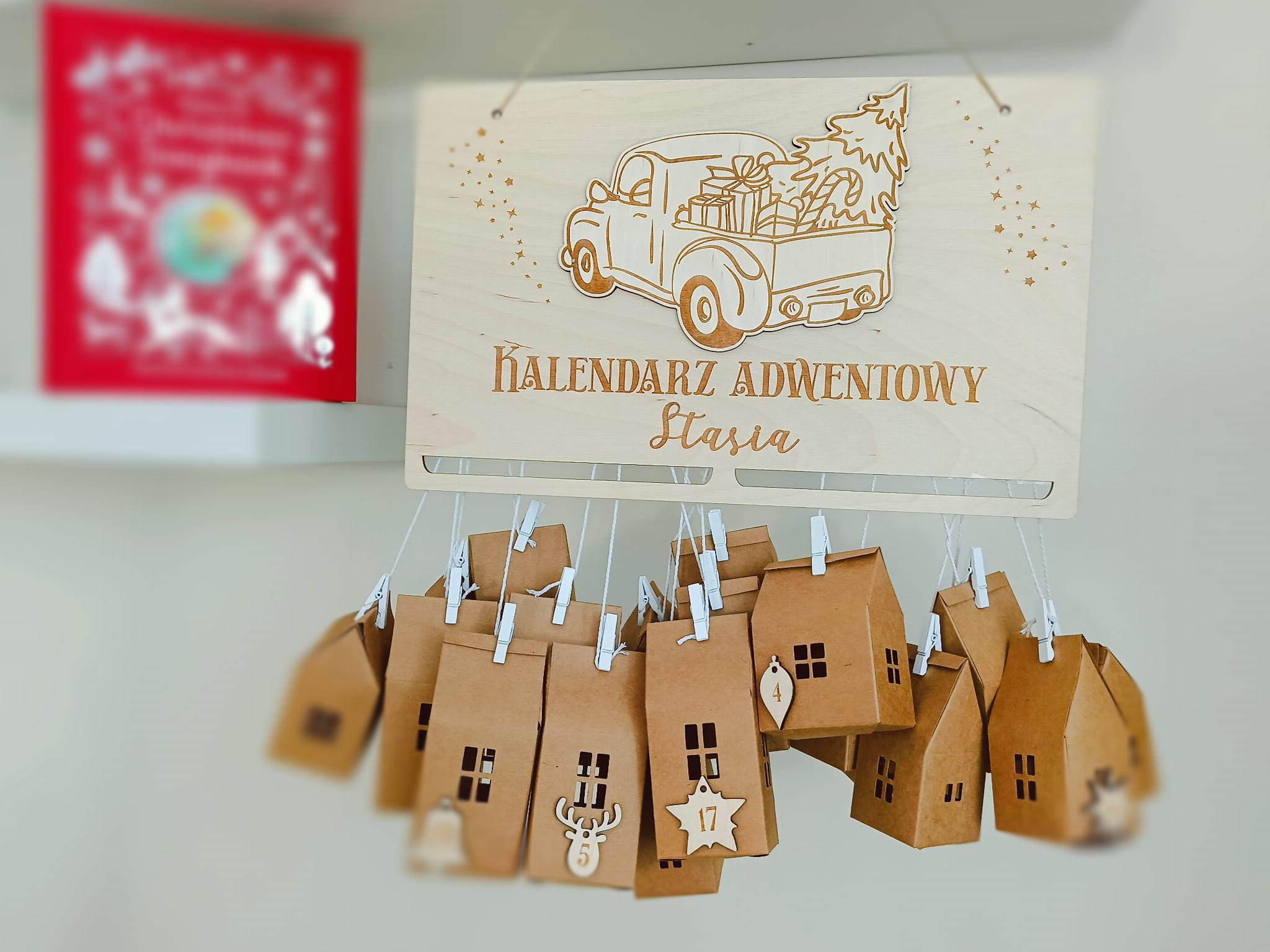 Choinkowóz drewniany personalizowany kalendarz adwentowy
